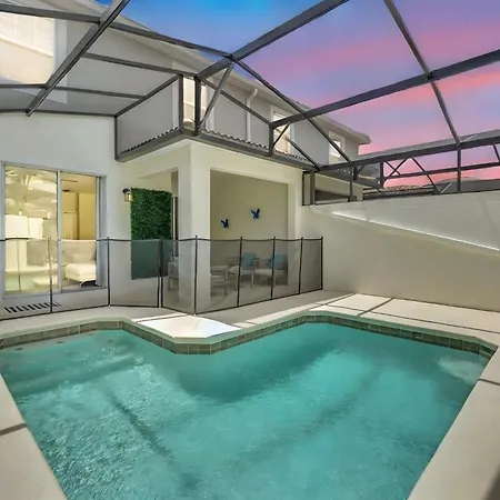 Storey Lake Escape With Pool